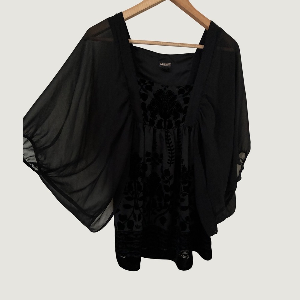 H&M Grunge Black Velvet Burnout Puff Sleeve Tunic Top Goth size 8